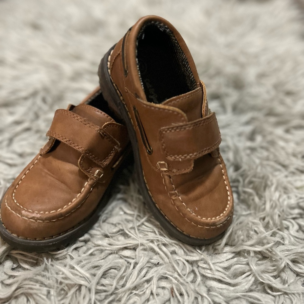 Cat & Jack tan toddler boy dress shoes